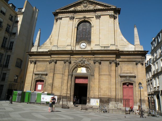  Basilique Notre-Dame des Victoires, place des Petits Pères